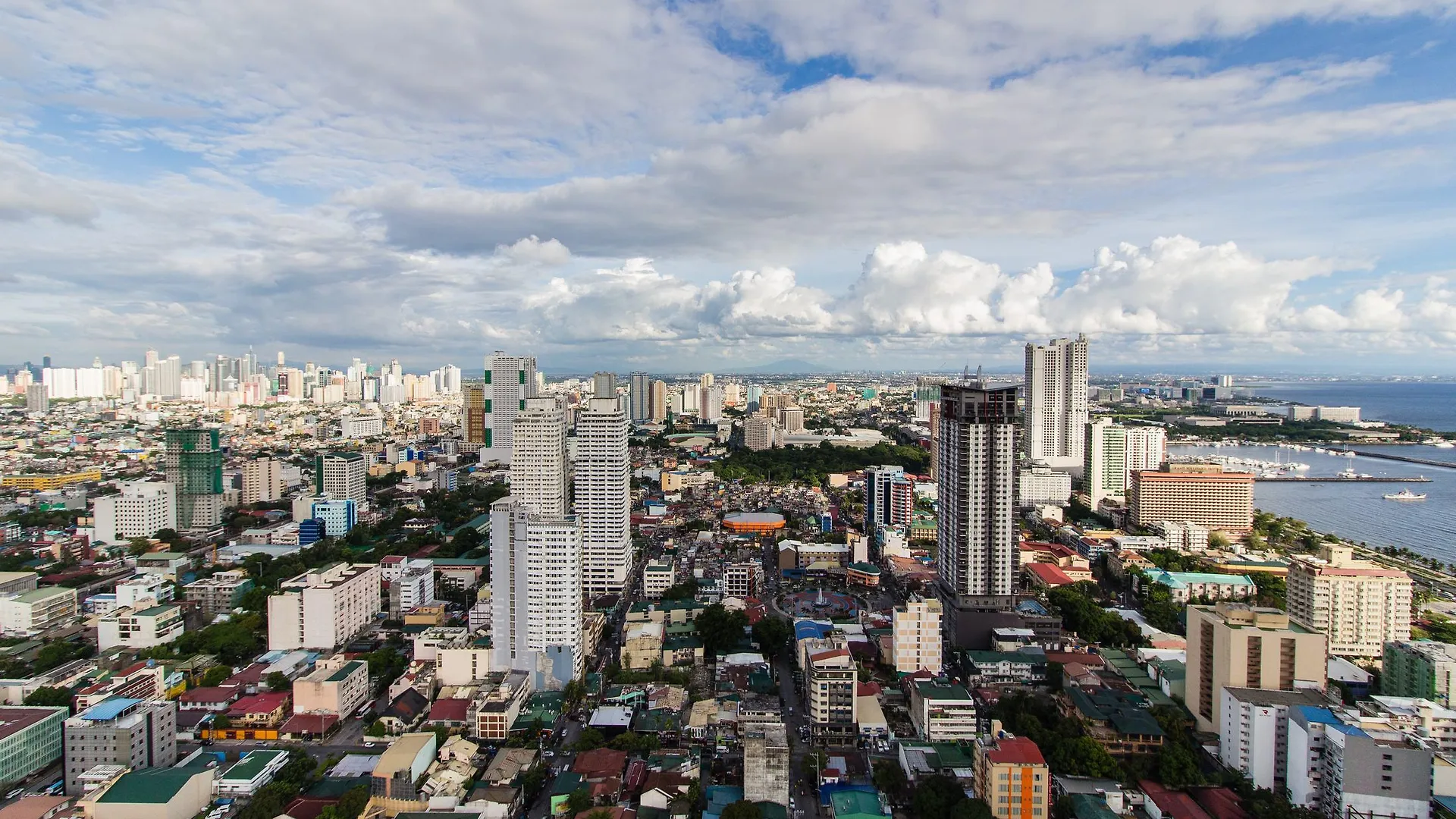 Lägenhetshotell Jmm Grand Suites Manila