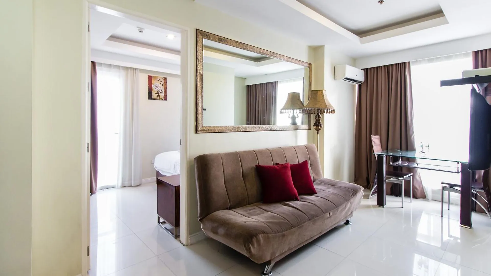 Jmm Grand Suites Manille 3*,