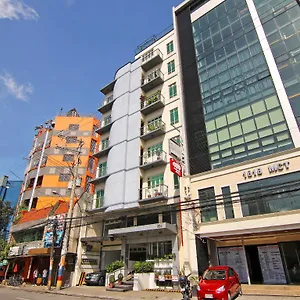 Super Oyo 107 Orange Nest Hotel