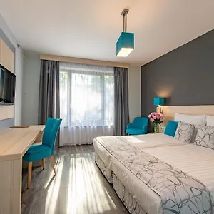 Regnum 4*, Budapest Hungary